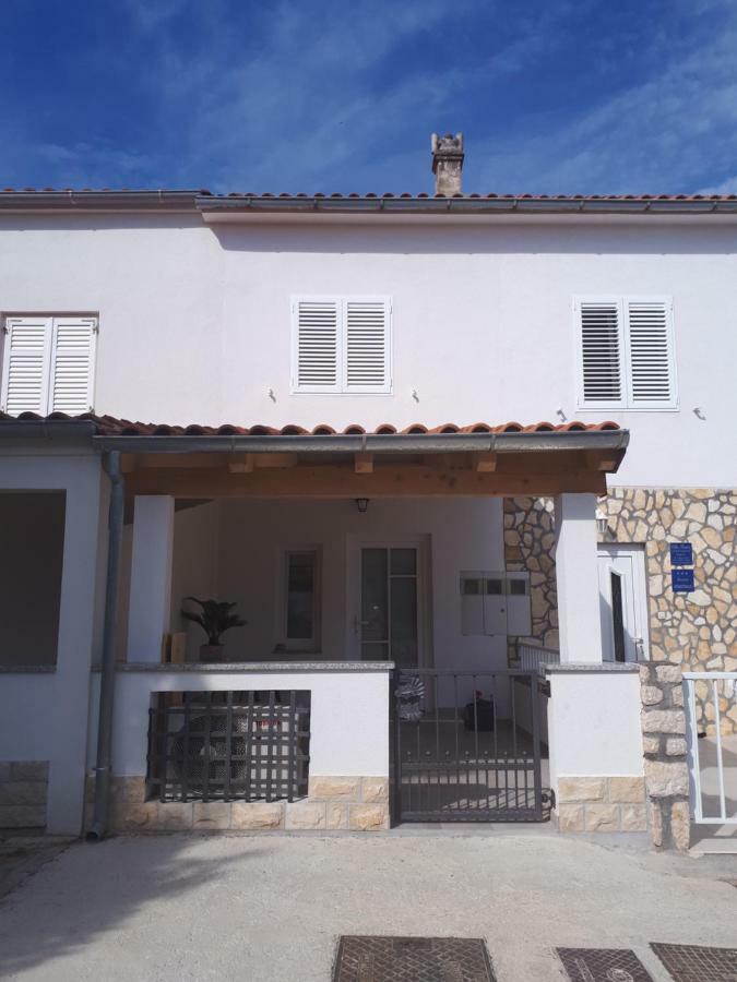 Kuca Za Odmor Pende Villa Banjol Екстериор снимка
