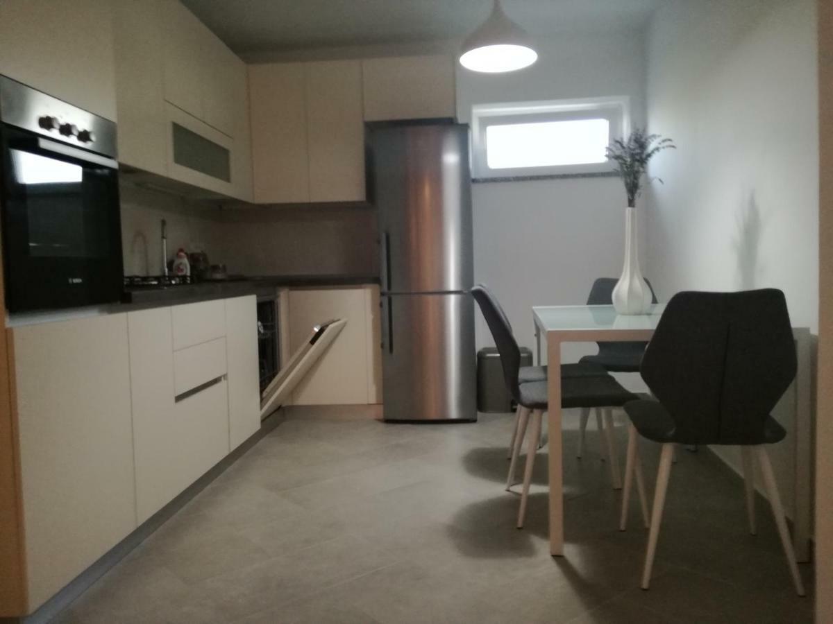 Kuca Za Odmor Pende Villa Banjol Екстериор снимка