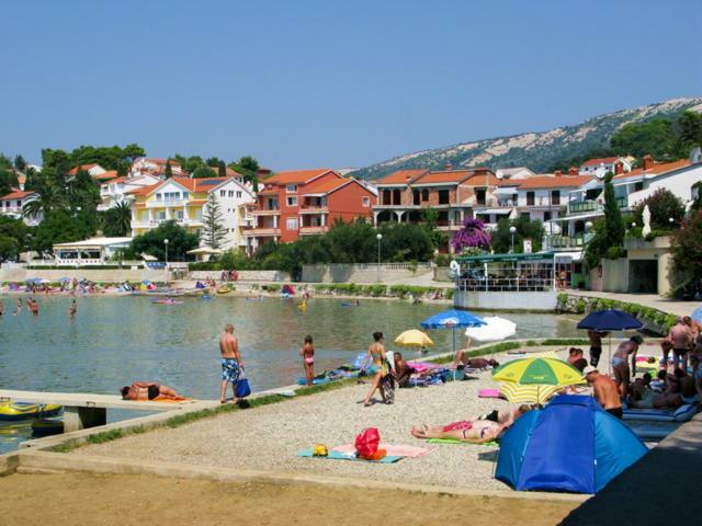 Kuca Za Odmor Pende Villa Banjol Екстериор снимка